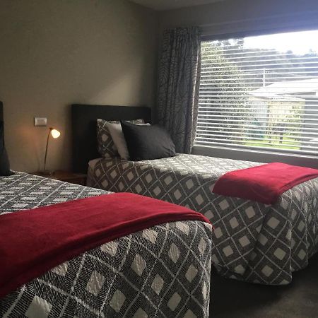 Bay Breeze Accommodation Cooks Beach Esterno foto